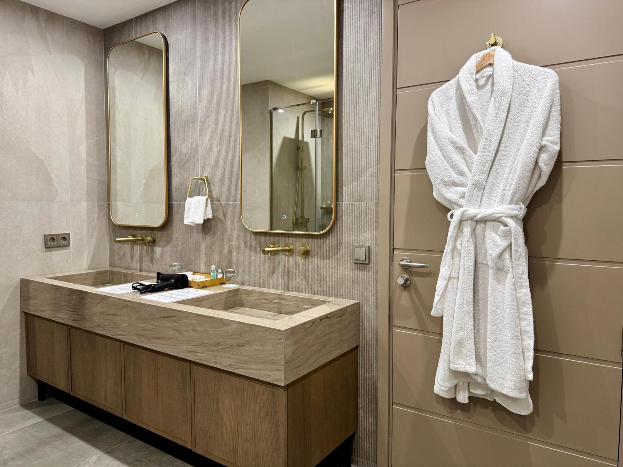 Donatello Boutique Hotel Almaty Exterior foto